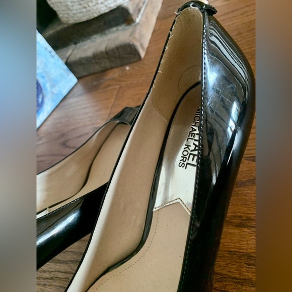 Michael Kors Black Patent Leather Peep-Toe heels. - Picture 6 of 16